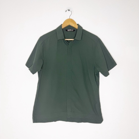 Arc’teryx Men’s Short Sleeve Green Snap Button Shirt Size Medium - Picture 1 of 5